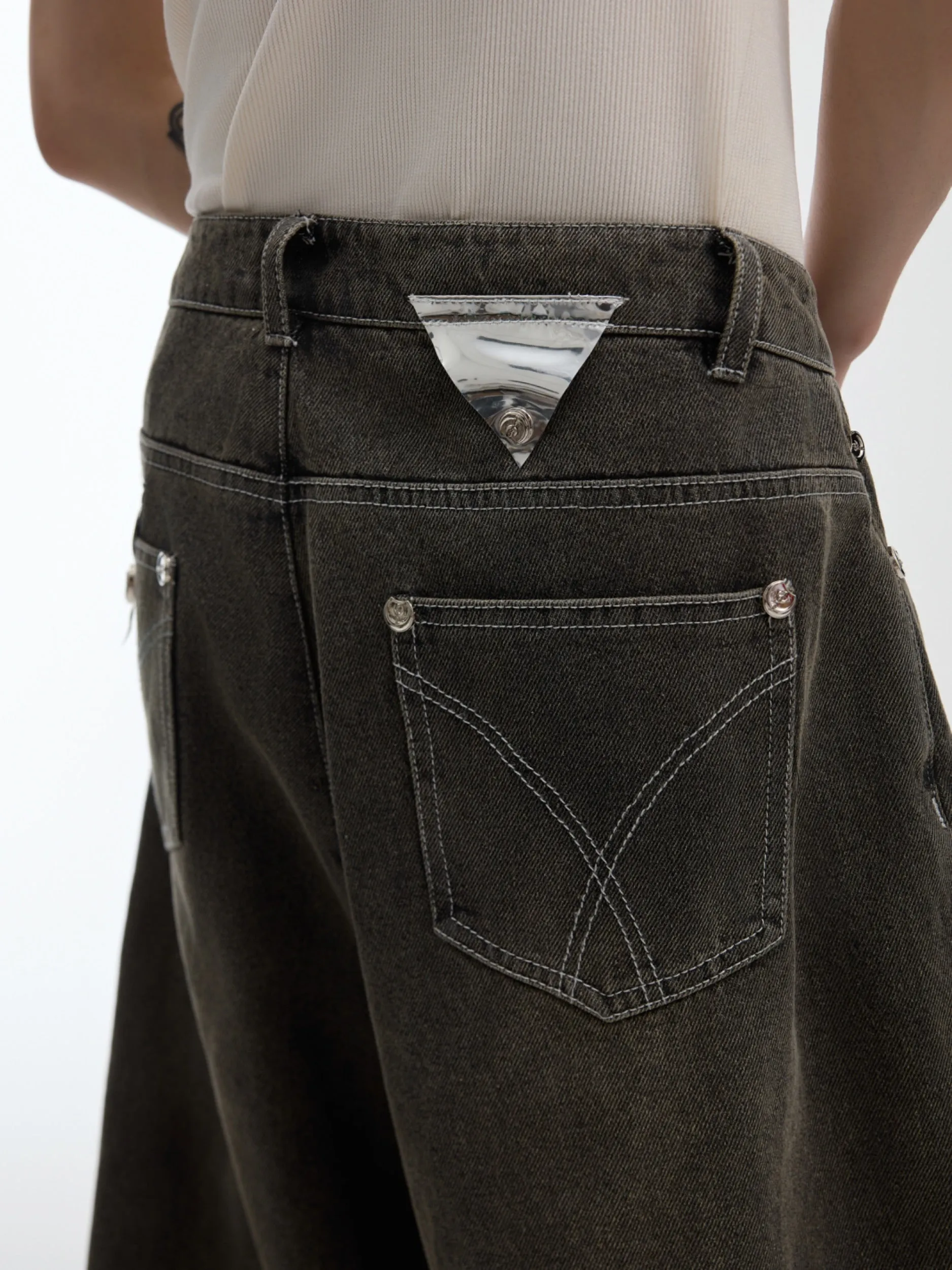 【24s Oct.】Metal Button Straight Denim Pants