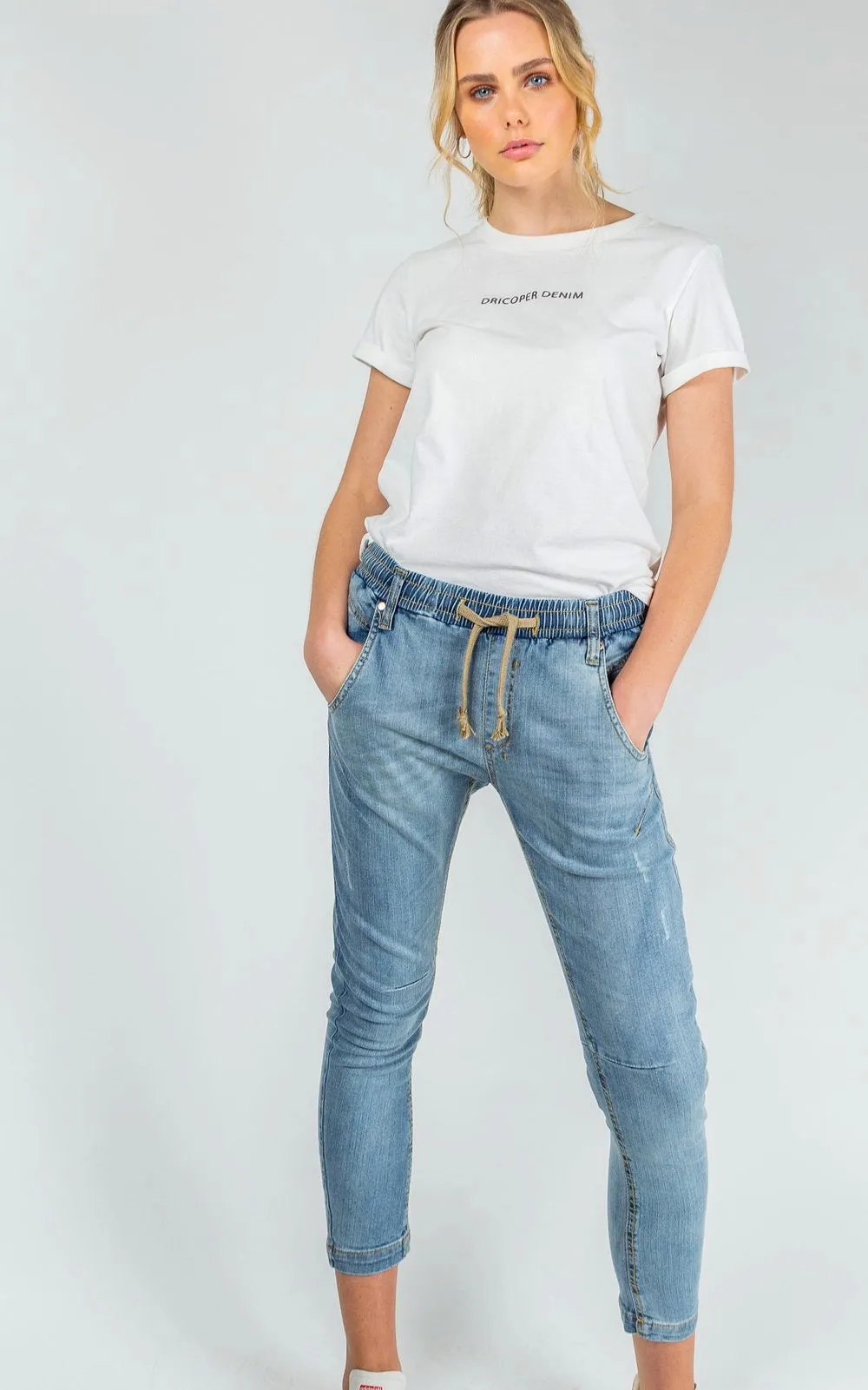 DRICOPER ACTIVE DENIM JEANS IN LIGHTIES