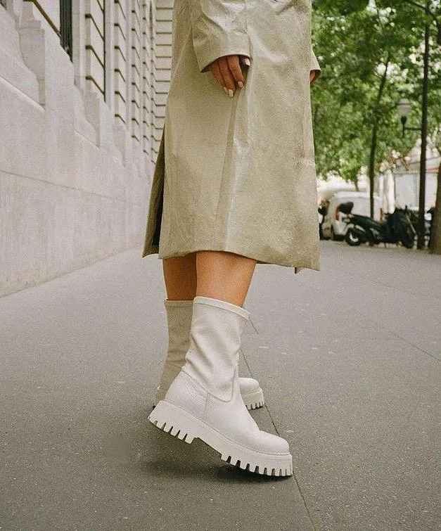 Groovy Stretch Winter White Chelsea Boots