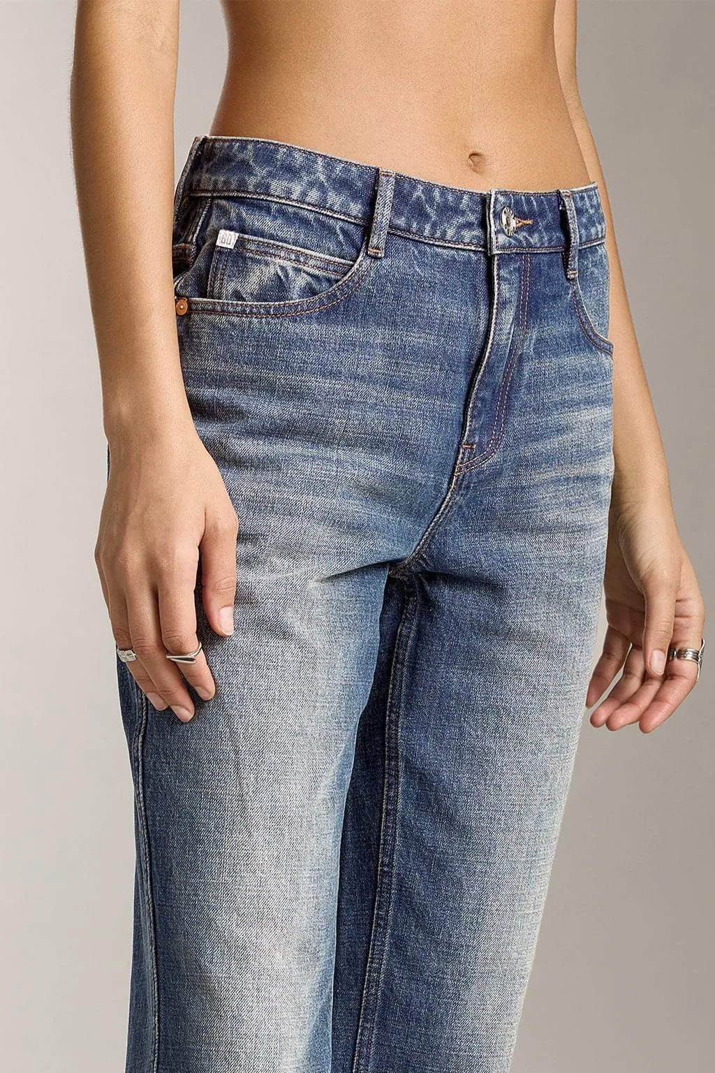 High Rise Straight Fit Jeans