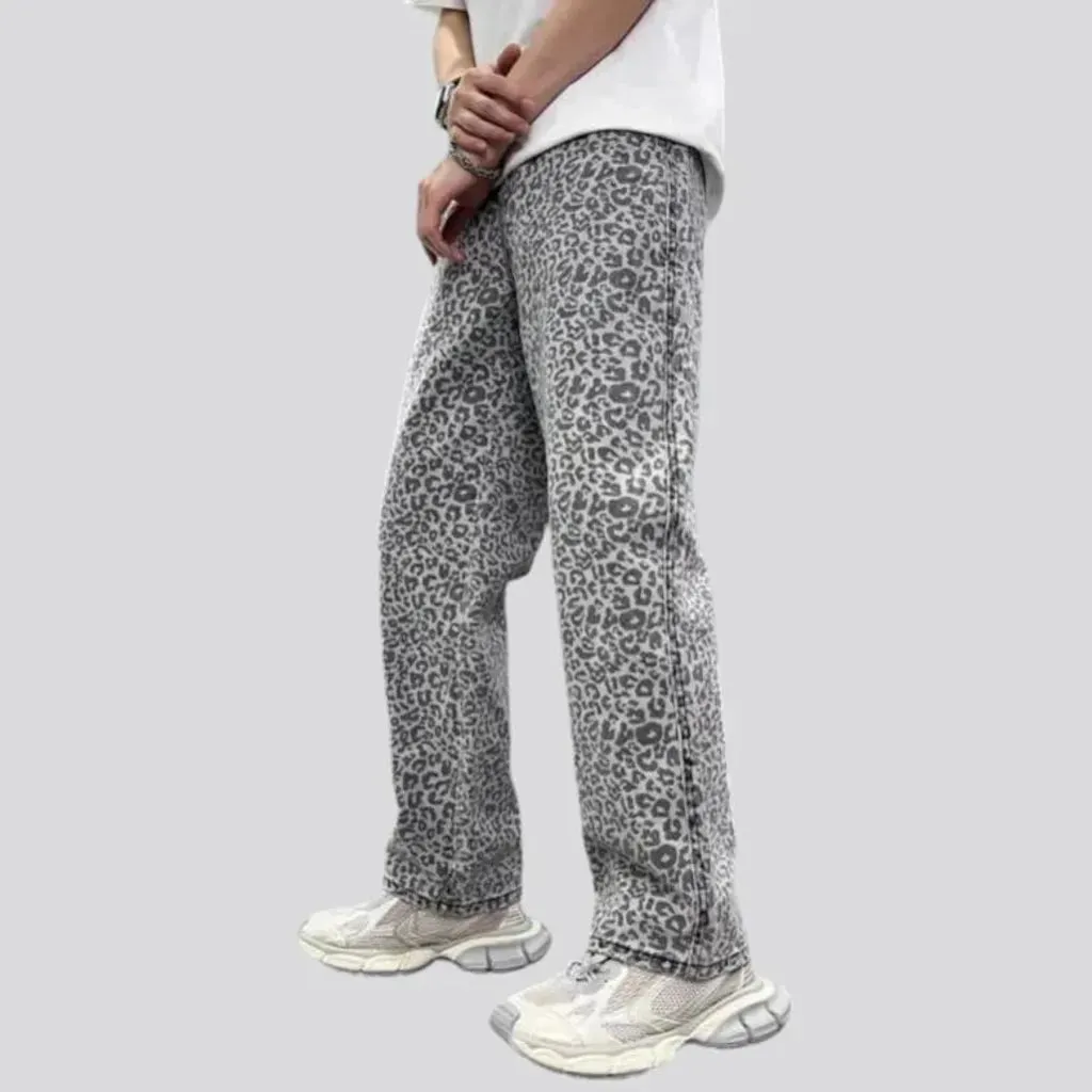 Leopard-print mid-waist jeans