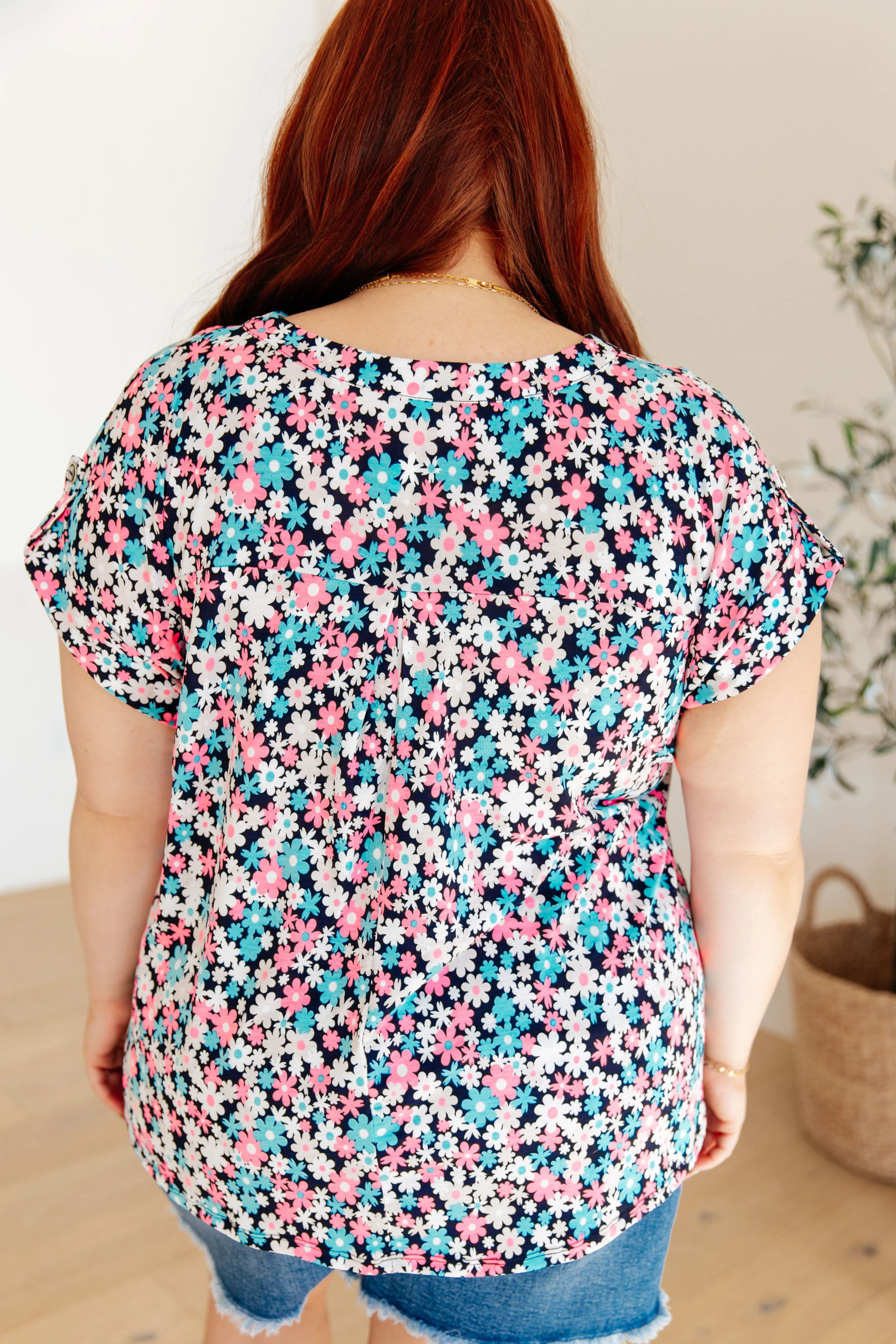 Lizzy Cap Sleeve Top in Navy and Hot Pink Floral