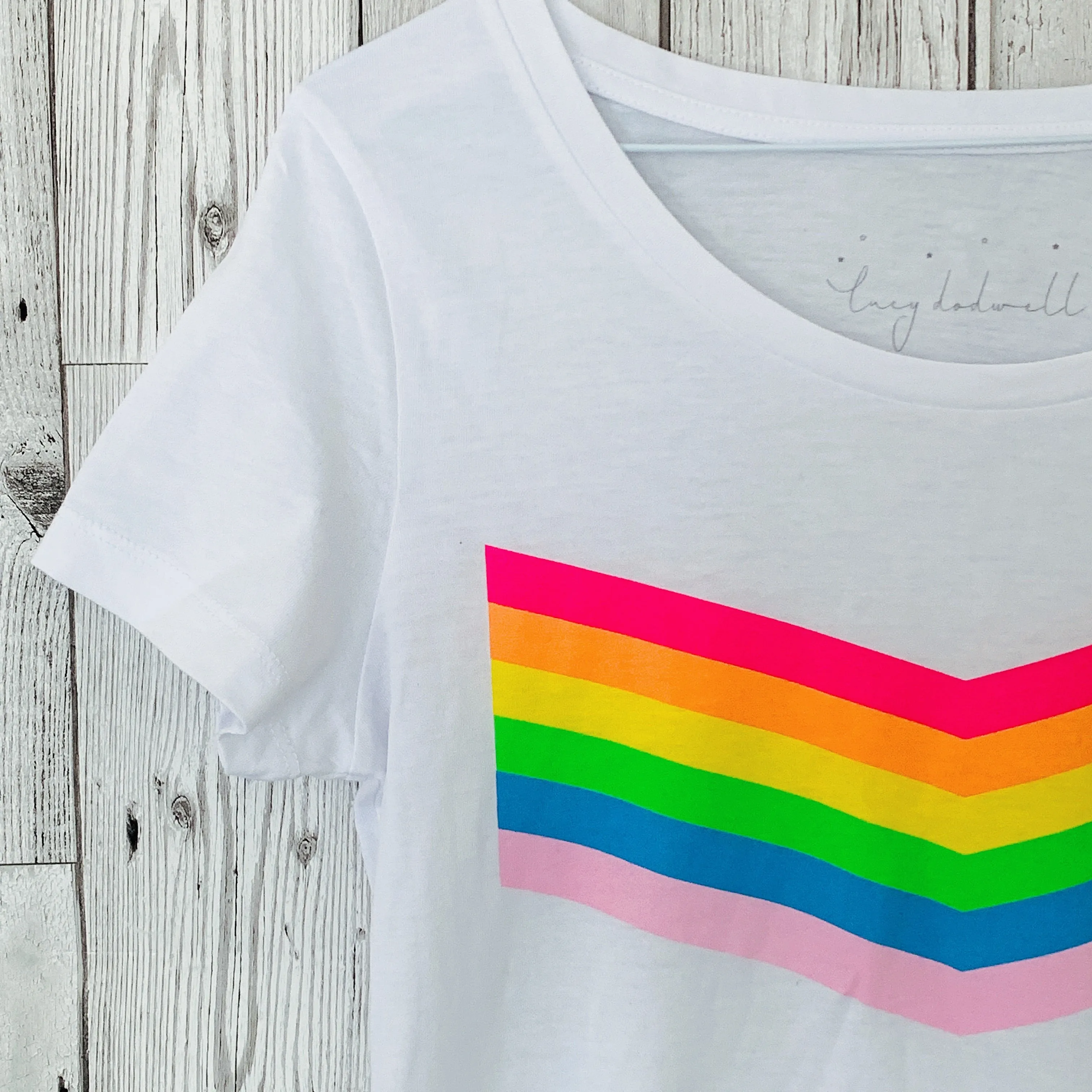 Neon rainbow chevron white tee