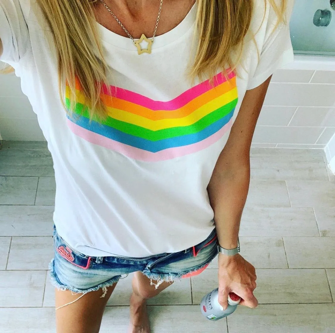 Neon rainbow chevron white tee