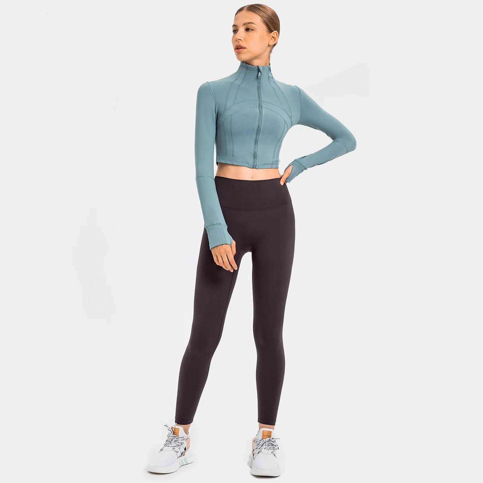 Seamless Flow Zip-Up Front Cropped Sports Top